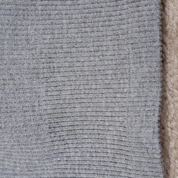 Lemon Set Of 2 Ribbed Yoga Bras Women's Size Small Grey Black Seamless NWOT - Picture 12 of 12